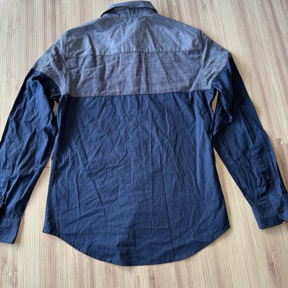 Men's Guess Two-Tone Blue Long Sleeve Button Up Shirt Casual Wear Size M - Picture 8 of 10